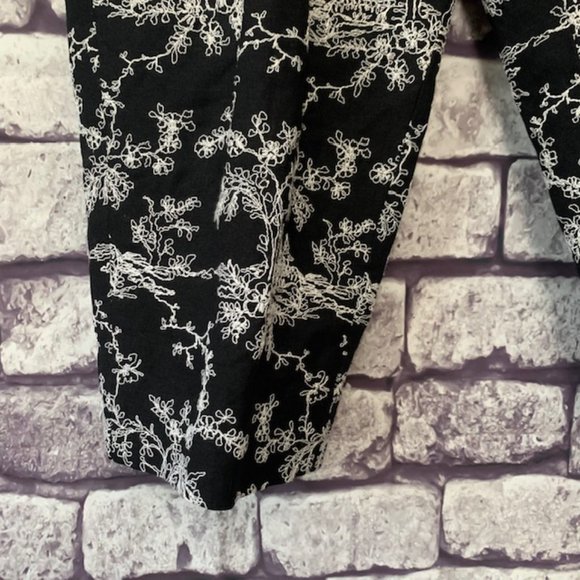 Talbots Black & White Crop Pants Size 14P - Picture 3 of 9